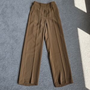NEVER WORN - BRAND NEW Aritizia High Waisted Brown Pants